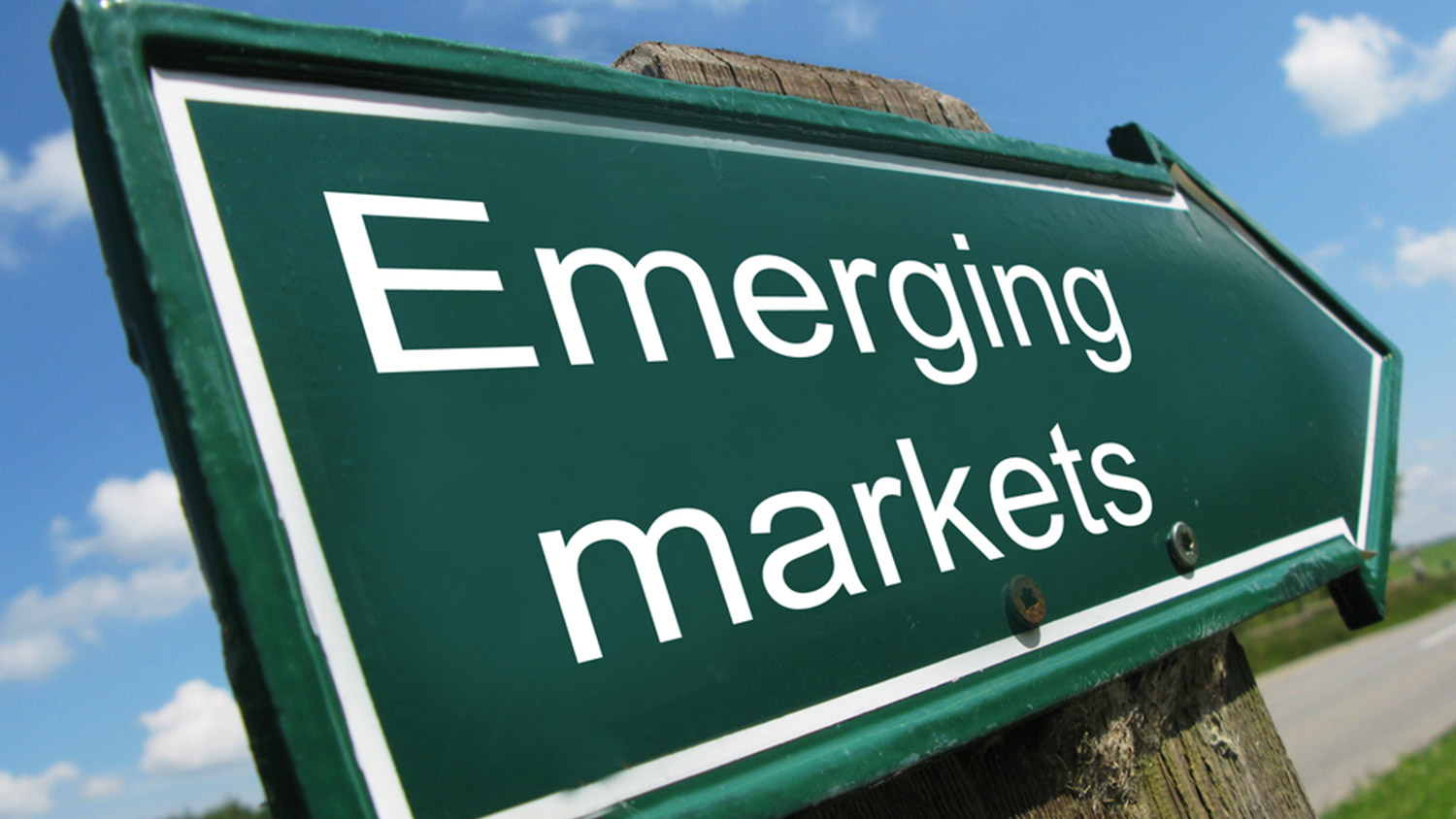 美元指數回落趨勢可期，有助資金流入新興股市｜國泰投信